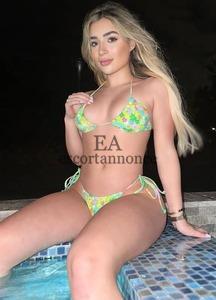 Escort girl Tamiaberry