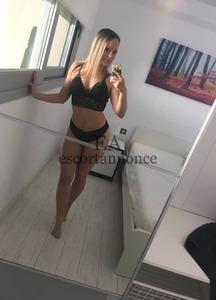 Escort girl Morewn  Rouen: +33757847337