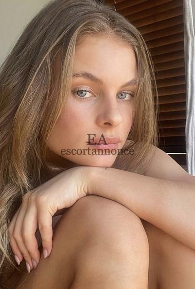 escort girl Elisabeth  | Image 3