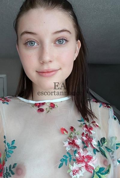 escort girl Zara | Image 3